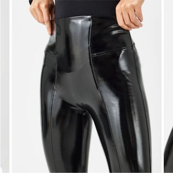 NEW Spanx Faux Patent Leather Leggings in Black Size XS - Picture 4 of 12